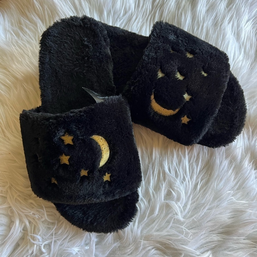 NEW Monki Black Faux Fur Slide Slippers, Plush House Shoes Slides, Size US 9-10 - Picture 5 of 7